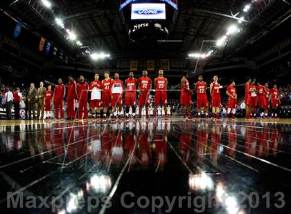 Thumbnail 1 in Holmes vs Covington Catholic (KHSAA Regional Final) photogallery.