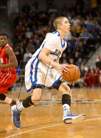 Thumbnail 3 in Holmes vs Covington Catholic (KHSAA Regional Final) photogallery.