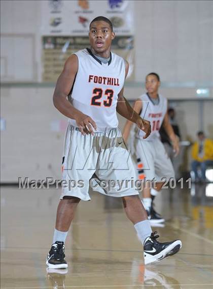 Thumbnail 3 in Foothill vs. Pleasant Grove photogallery.