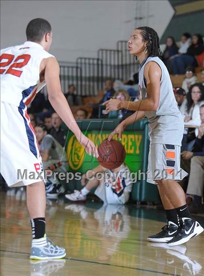 Thumbnail 2 in Foothill vs. Pleasant Grove photogallery.