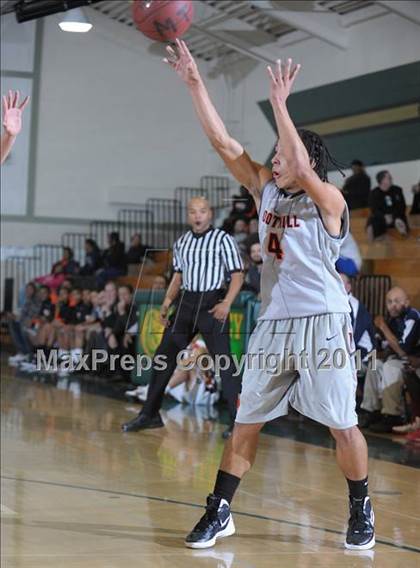 Thumbnail 1 in Foothill vs. Pleasant Grove photogallery.