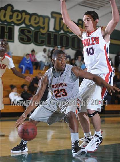 Thumbnail 2 in Foothill vs. Pleasant Grove photogallery.