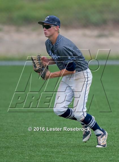Thumbnail 3 in Alamo Heights vs Boerne Champion (UIL 5A Regional Final) photogallery.