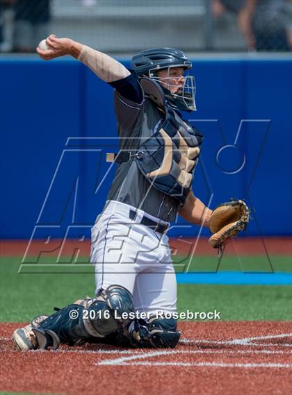 Thumbnail 1 in Alamo Heights vs Boerne Champion (UIL 5A Regional Final) photogallery.