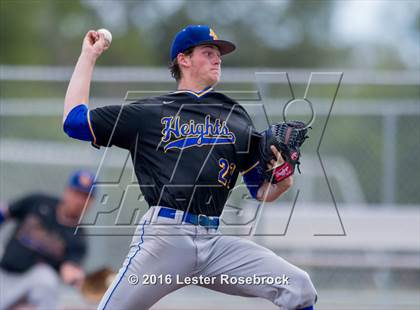 Thumbnail 1 in Alamo Heights vs Boerne Champion (UIL 5A Regional Final) photogallery.