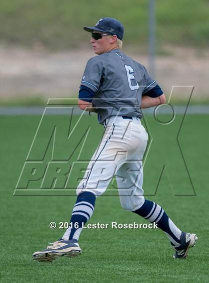 Thumbnail 2 in Alamo Heights vs Boerne Champion (UIL 5A Regional Final) photogallery.