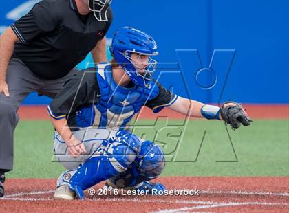 Thumbnail 1 in Alamo Heights vs Boerne Champion (UIL 5A Regional Final) photogallery.