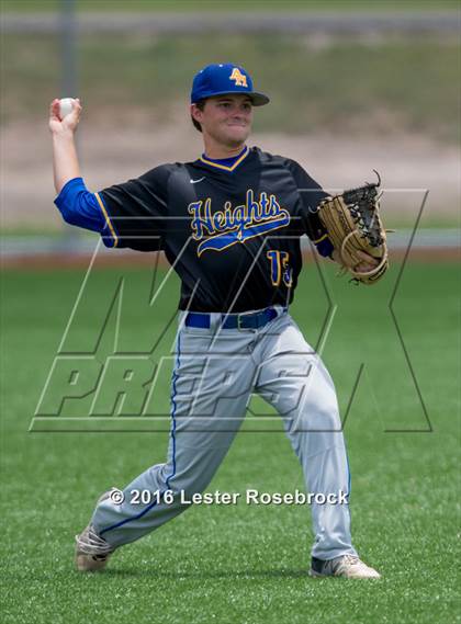 Thumbnail 2 in Alamo Heights vs Boerne Champion (UIL 5A Regional Final) photogallery.