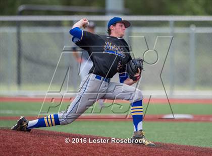 Thumbnail 2 in Alamo Heights vs Boerne Champion (UIL 5A Regional Final) photogallery.