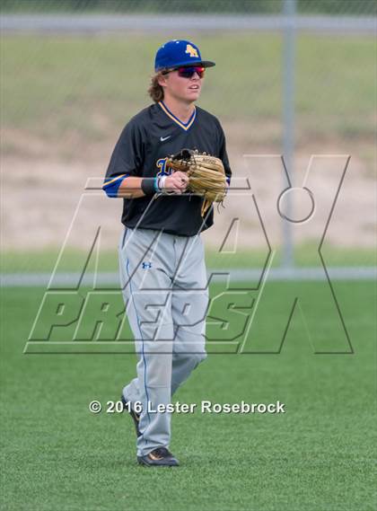 Thumbnail 1 in Alamo Heights vs Boerne Champion (UIL 5A Regional Final) photogallery.