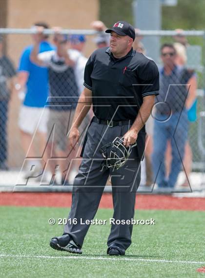 Thumbnail 3 in Alamo Heights vs Boerne Champion (UIL 5A Regional Final) photogallery.