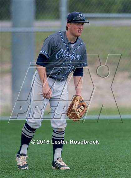 Thumbnail 3 in Alamo Heights vs Boerne Champion (UIL 5A Regional Final) photogallery.