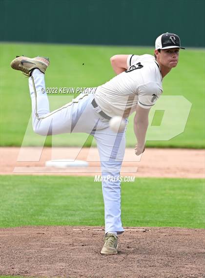 Thumbnail 2 in Sheehan vs. Joel Barlow (CIAC Class M Semifinal) photogallery.