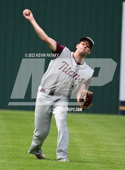 Thumbnail 1 in Sheehan vs. Joel Barlow (CIAC Class M Semifinal) photogallery.