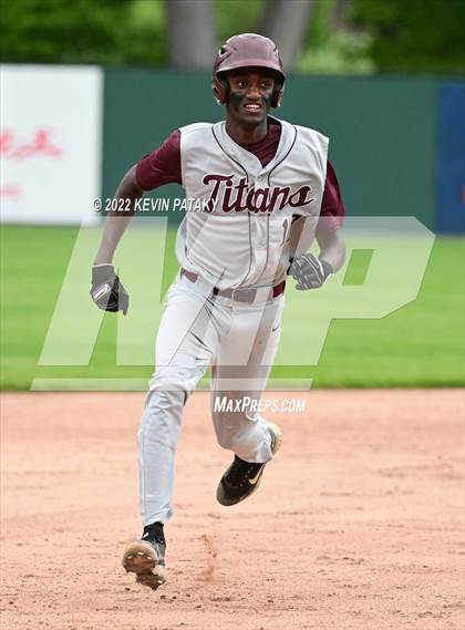 Thumbnail 3 in Sheehan vs. Joel Barlow (CIAC Class M Semifinal) photogallery.