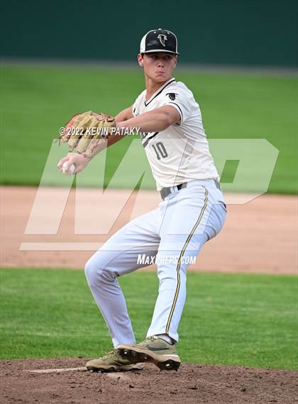 Thumbnail 1 in Sheehan vs. Joel Barlow (CIAC Class M Semifinal) photogallery.