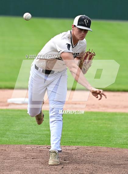 Thumbnail 1 in Sheehan vs. Joel Barlow (CIAC Class M Semifinal) photogallery.