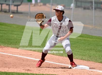 Thumbnail 1 in Sheehan vs. Joel Barlow (CIAC Class M Semifinal) photogallery.