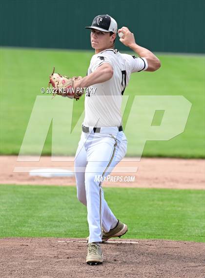Thumbnail 1 in Sheehan vs. Joel Barlow (CIAC Class M Semifinal) photogallery.
