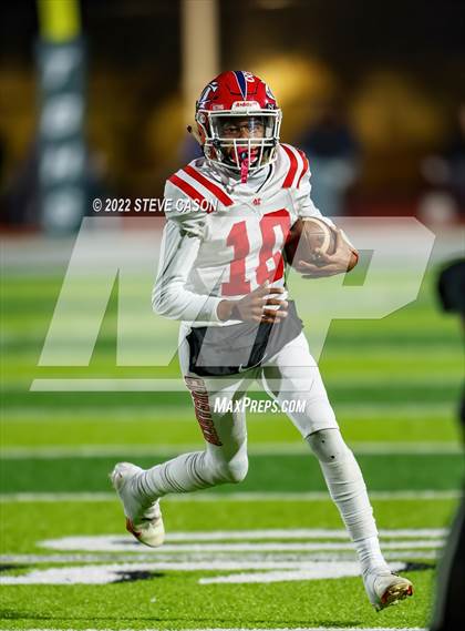Thumbnail 1 in Twelve Bridges vs. Modesto Christian (Sac Joaquin D6 Round 1) photogallery.