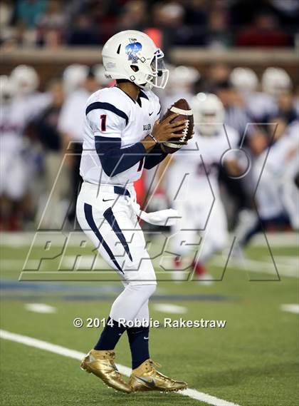 Thumbnail 1 in Skyline vs. Allen (UIL 6A Division 1 Semifinal) photogallery.