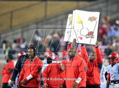 Thumbnail 3 in Skyline vs. Allen (UIL 6A Division 1 Semifinal) photogallery.