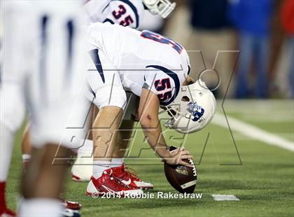 Thumbnail 1 in Skyline vs. Allen (UIL 6A Division 1 Semifinal) photogallery.