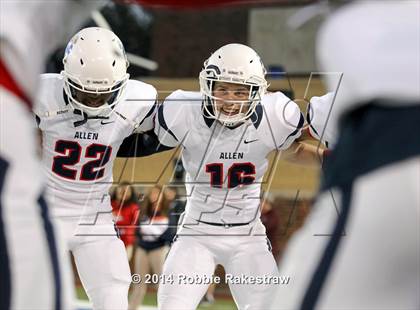 Thumbnail 2 in Skyline vs. Allen (UIL 6A Division 1 Semifinal) photogallery.