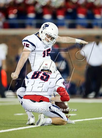 Thumbnail 1 in Skyline vs. Allen (UIL 6A Division 1 Semifinal) photogallery.