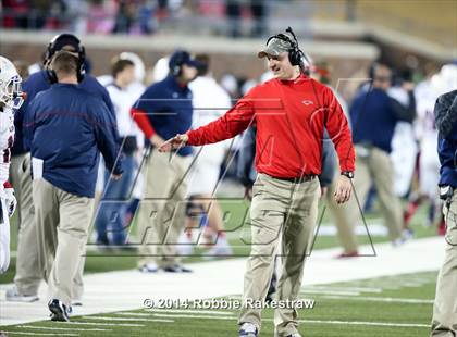 Thumbnail 1 in Skyline vs. Allen (UIL 6A Division 1 Semifinal) photogallery.