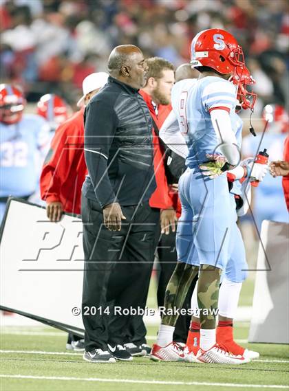 Thumbnail 2 in Skyline vs. Allen (UIL 6A Division 1 Semifinal) photogallery.