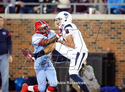 Thumbnail 1 in Skyline vs. Allen (UIL 6A Division 1 Semifinal) photogallery.