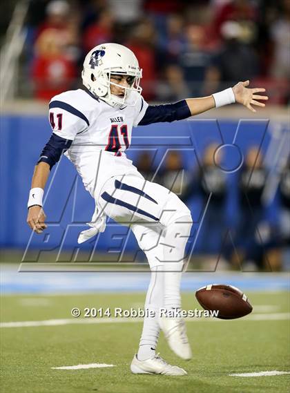 Thumbnail 1 in Skyline vs. Allen (UIL 6A Division 1 Semifinal) photogallery.
