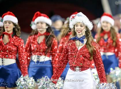 Thumbnail 2 in Skyline vs. Allen (UIL 6A Division 1 Semifinal) photogallery.