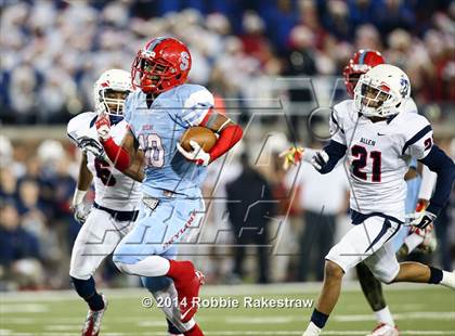 Thumbnail 2 in Skyline vs. Allen (UIL 6A Division 1 Semifinal) photogallery.