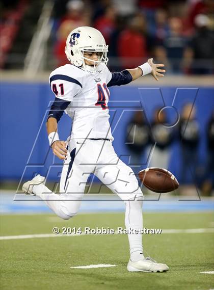 Thumbnail 3 in Skyline vs. Allen (UIL 6A Division 1 Semifinal) photogallery.