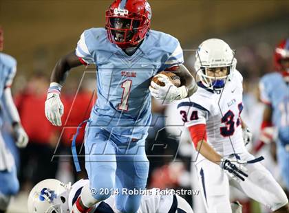 Thumbnail 2 in Skyline vs. Allen (UIL 6A Division 1 Semifinal) photogallery.