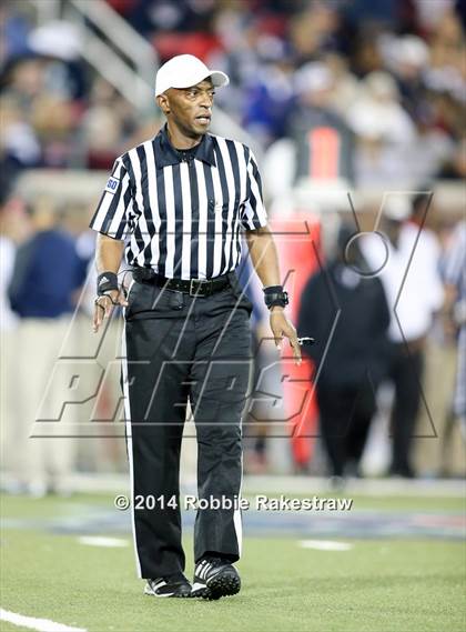 Thumbnail 2 in Skyline vs. Allen (UIL 6A Division 1 Semifinal) photogallery.