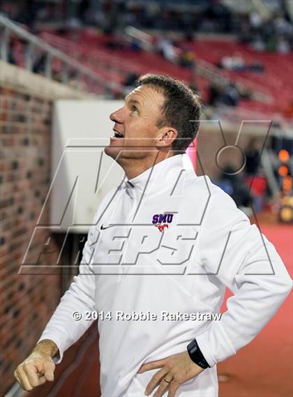 Thumbnail 1 in Skyline vs. Allen (UIL 6A Division 1 Semifinal) photogallery.