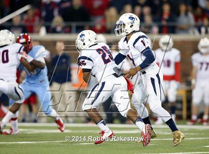 Thumbnail 3 in Skyline vs. Allen (UIL 6A Division 1 Semifinal) photogallery.