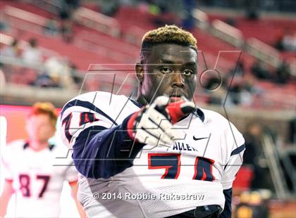 Thumbnail 1 in Skyline vs. Allen (UIL 6A Division 1 Semifinal) photogallery.
