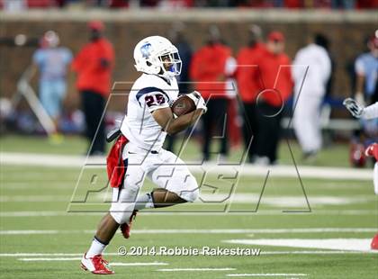 Thumbnail 3 in Skyline vs. Allen (UIL 6A Division 1 Semifinal) photogallery.