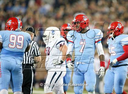 Thumbnail 2 in Skyline vs. Allen (UIL 6A Division 1 Semifinal) photogallery.