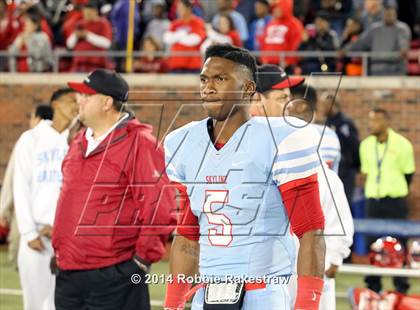 Thumbnail 2 in Skyline vs. Allen (UIL 6A Division 1 Semifinal) photogallery.