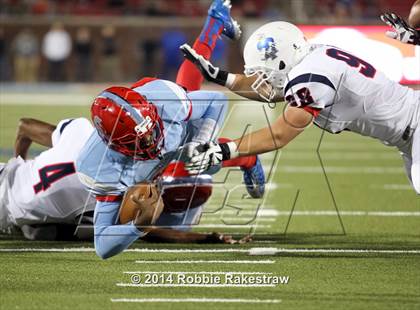 Thumbnail 3 in Skyline vs. Allen (UIL 6A Division 1 Semifinal) photogallery.