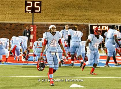 Thumbnail 1 in Skyline vs. Allen (UIL 6A Division 1 Semifinal) photogallery.