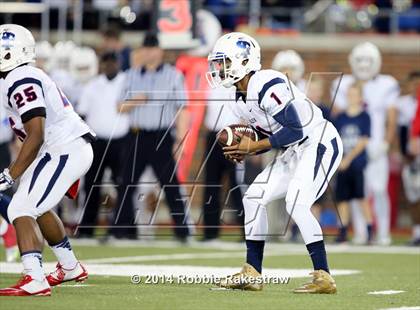 Thumbnail 3 in Skyline vs. Allen (UIL 6A Division 1 Semifinal) photogallery.
