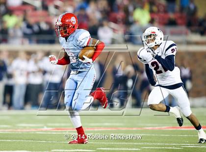 Thumbnail 1 in Skyline vs. Allen (UIL 6A Division 1 Semifinal) photogallery.