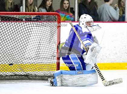 Thumbnail 3 in Valor Christian vs. Ralston Valley (CHSAA 5A 2nd Round Playoff) photogallery.