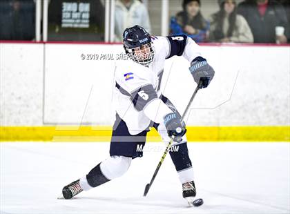 Thumbnail 3 in Valor Christian vs. Ralston Valley (CHSAA 5A 2nd Round Playoff) photogallery.